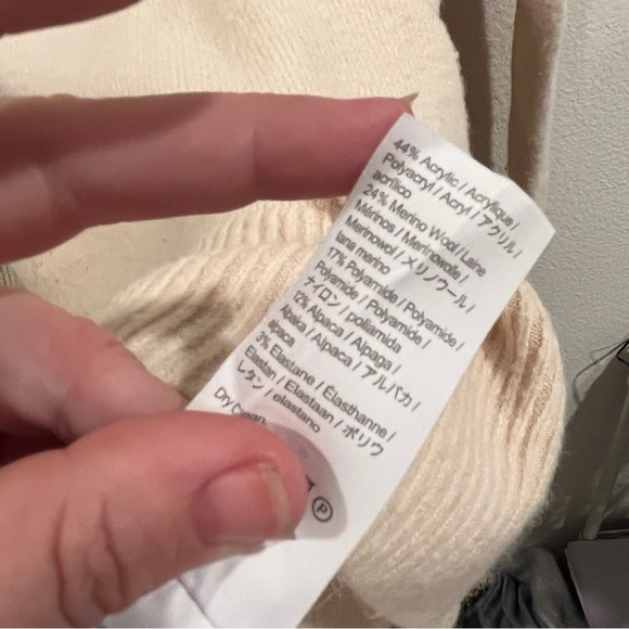 J Crew size medium oversized cream sweater wool alpaca blend v neck - Picture 5 of 7